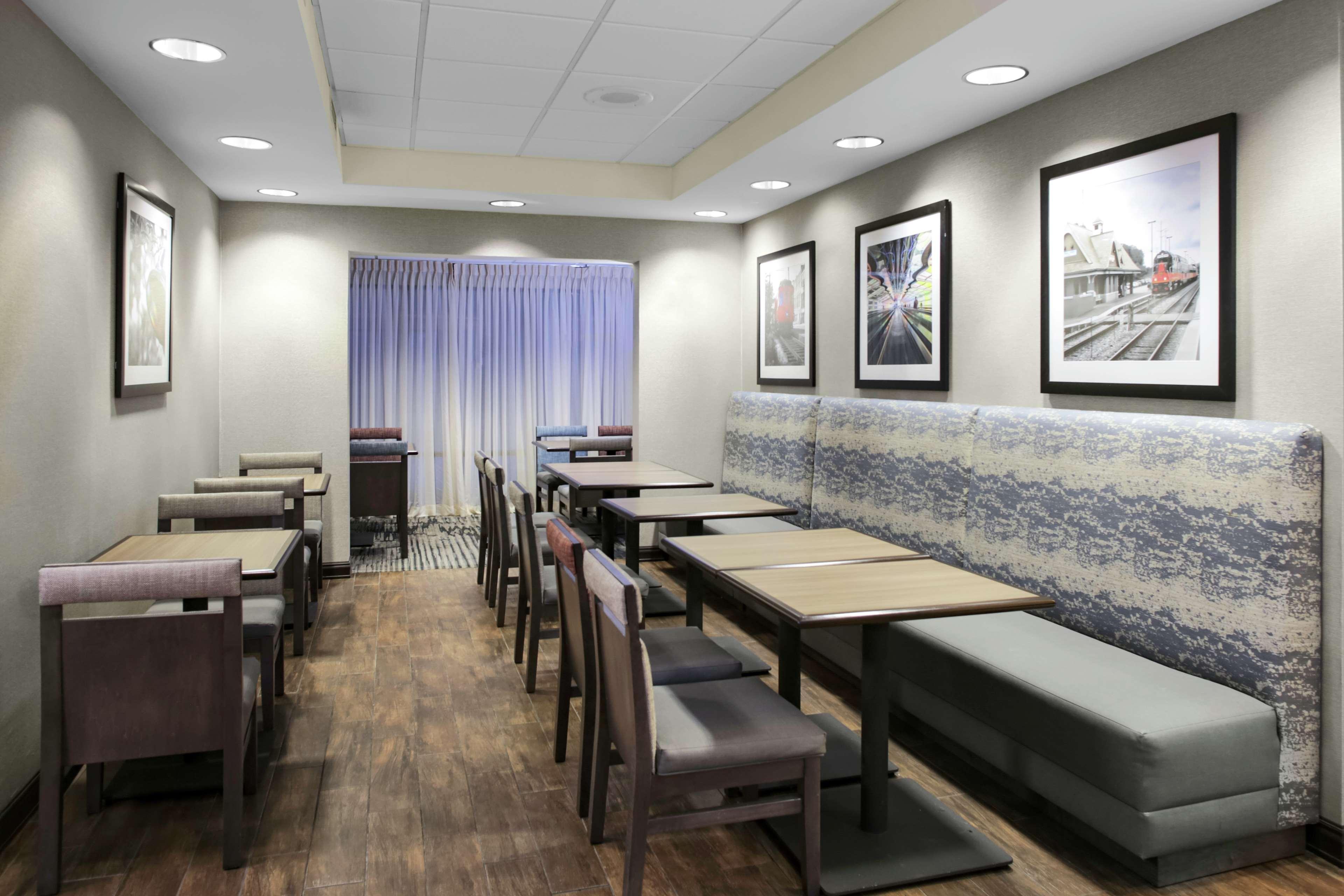 Hampton Inn Chicago Elgin/I-90 Buitenkant foto
