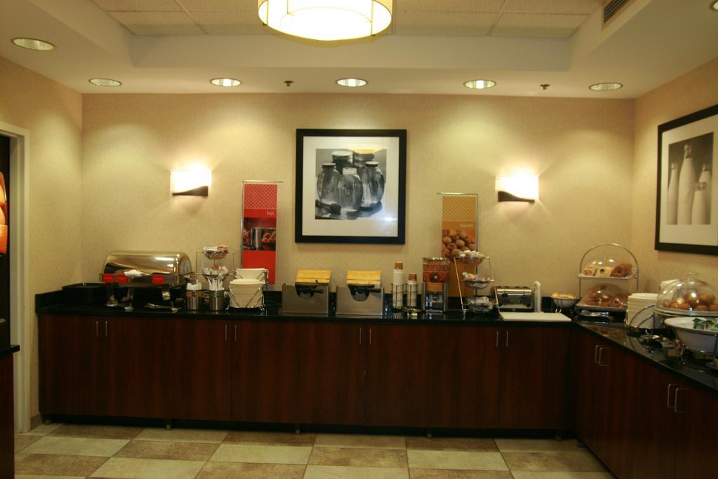 Hampton Inn Chicago Elgin/I-90 Buitenkant foto